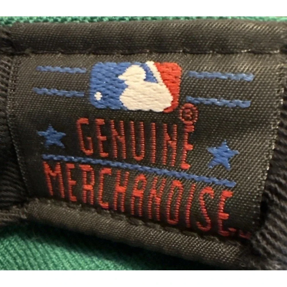 Vintage New Era Milwaukee Brewers Ball In Glove Fitted Hat Size 7 USA Wool MLB